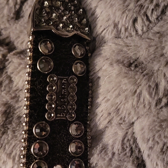 B.B. Simon with Swarovski crystals horseshoe belt. BNWT. - Picture 3 of 6